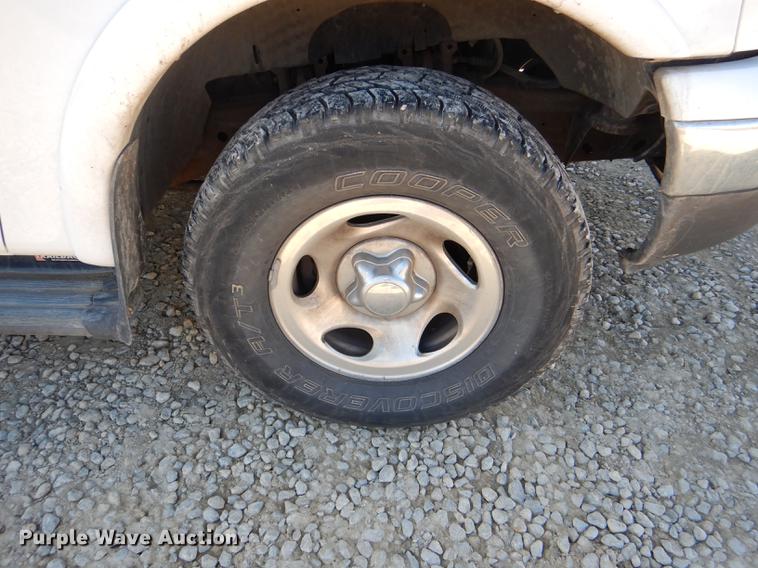 image for item DD8935 2003 Ford F150 XLT SuperCab pickup truck