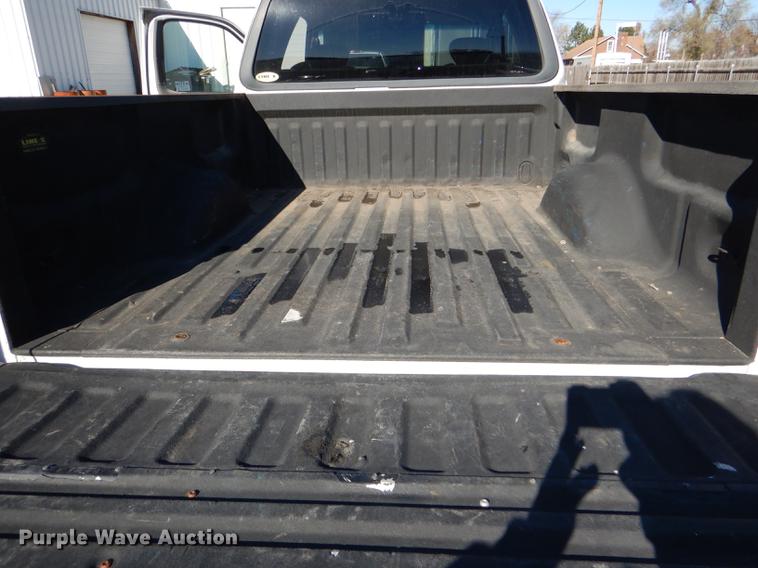 image for item DD8935 2003 Ford F150 XLT SuperCab pickup truck