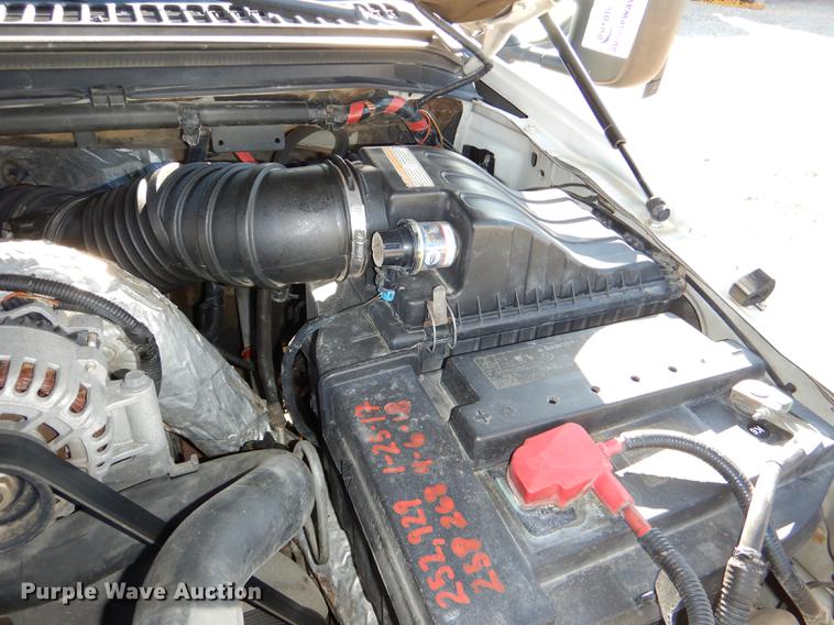 image for item DD8936 2003 Ford F350 Super Duty Lariat Super Cab pickup truck