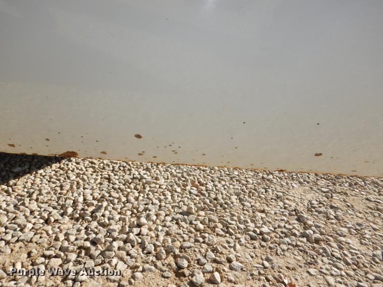 image for item DD8936 2003 Ford F350 Super Duty Lariat Super Cab pickup truck