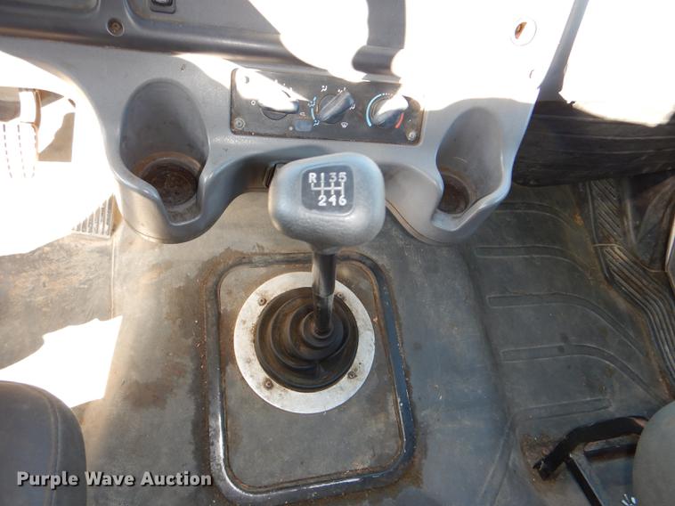 image for item DD8937 2005 Freightliner Business Class M2 grain truck