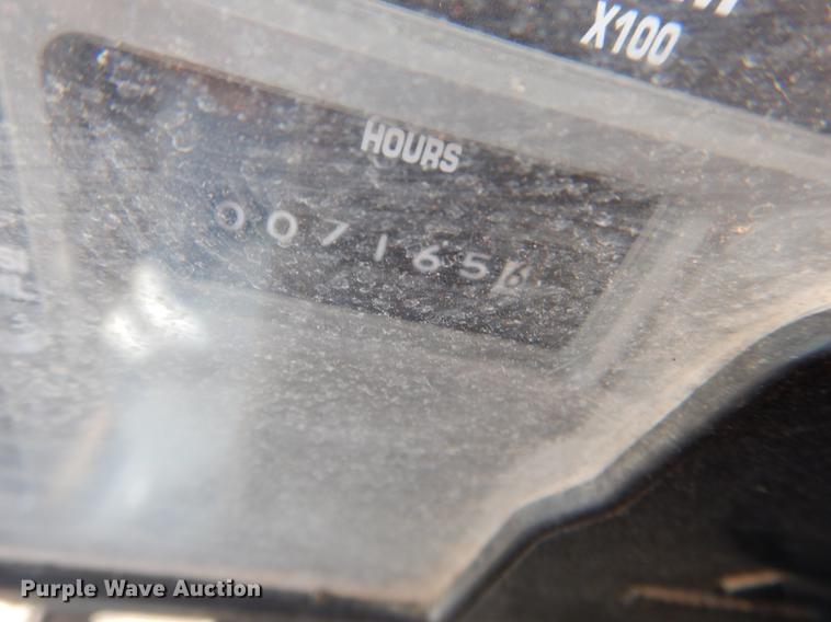 image for item DD8938 1999 International 4700 grain truck