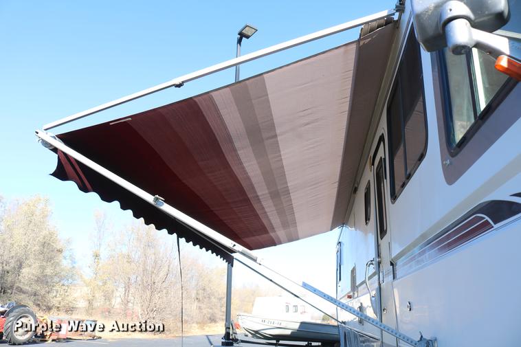 image for item DE1861 1995 Newmar London Aire RV