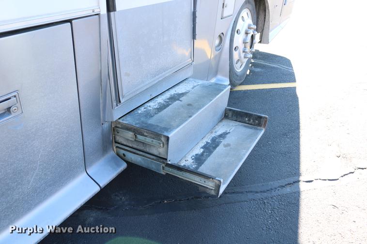 image for item DE1861 1995 Newmar London Aire RV