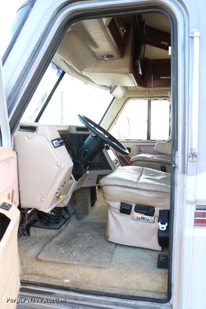 image for item DE1861 1995 Newmar London Aire RV