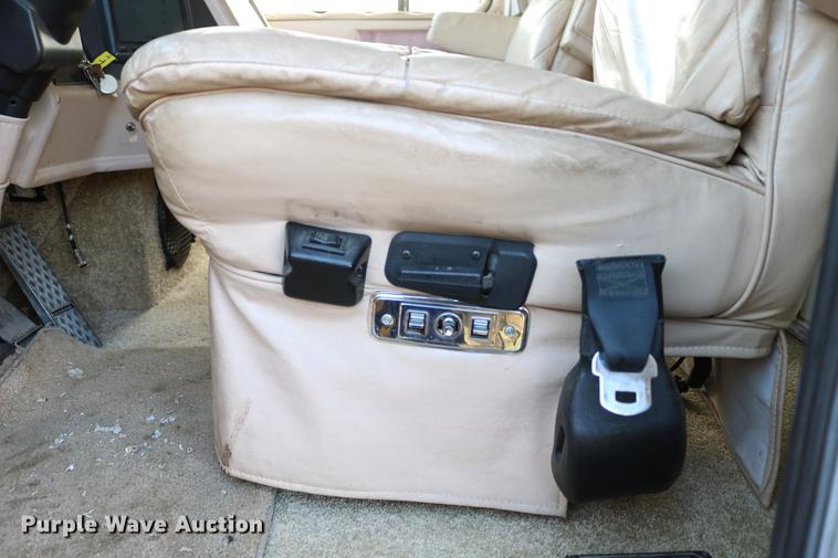 image for item DE1861 1995 Newmar London Aire RV