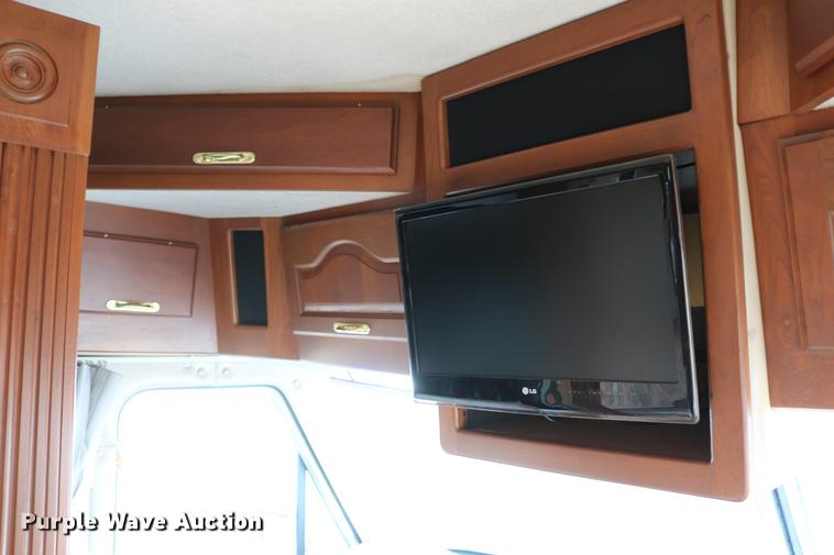 image for item DE1861 1995 Newmar London Aire RV