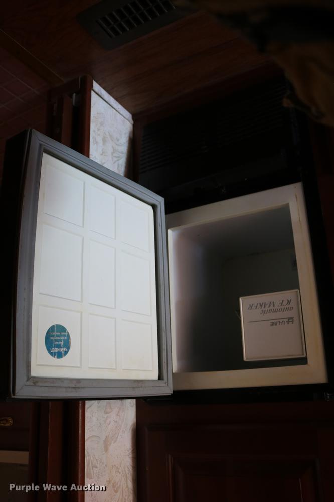 image for item DE1861 1995 Newmar London Aire RV