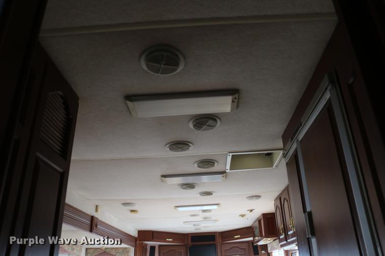 image for item DE1861 1995 Newmar London Aire RV