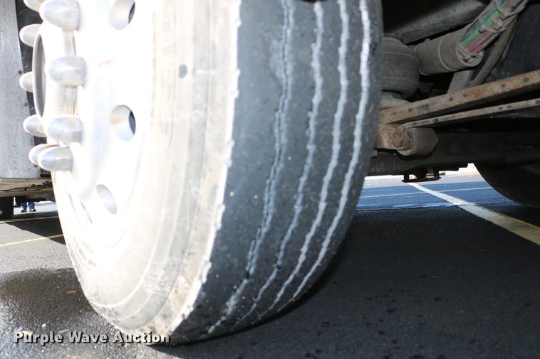 image for item DE1861 1995 Newmar London Aire RV