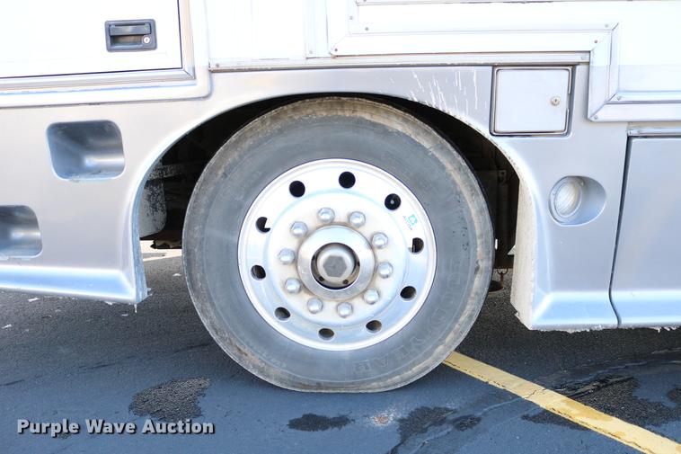 image for item DE1861 1995 Newmar London Aire RV