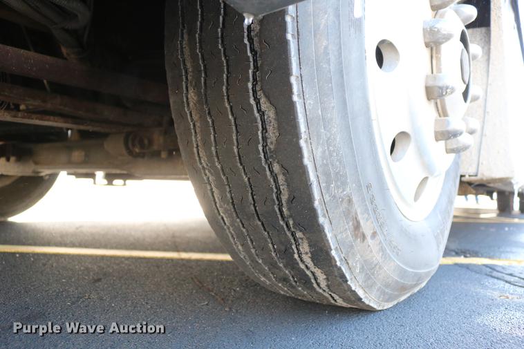 image for item DE1861 1995 Newmar London Aire RV