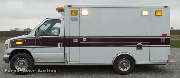 image for item DE4974 1993 Ford Econoline E350 ambulance