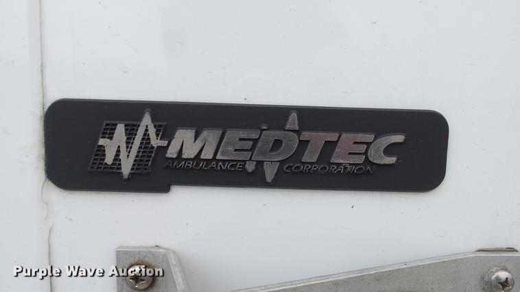 image for item DE4974 1993 Ford Econoline E350 ambulance