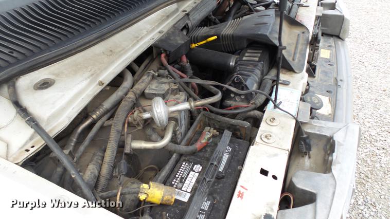 image for item DE4974 1993 Ford Econoline E350 ambulance