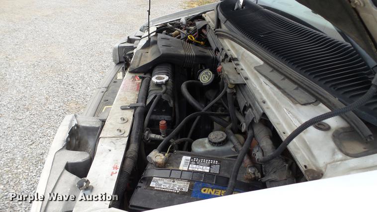 image for item DE4974 1993 Ford Econoline E350 ambulance