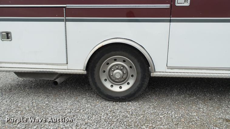 image for item DE4974 1993 Ford Econoline E350 ambulance