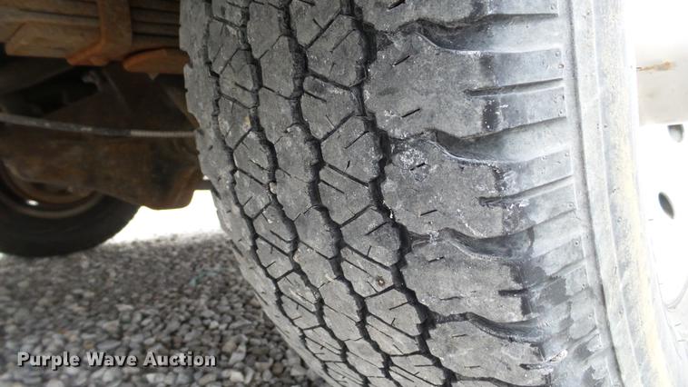 image for item DE4974 1993 Ford Econoline E350 ambulance