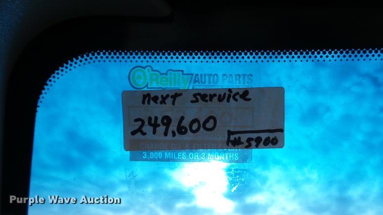 image for item DE4985 2000 Ford F650 Super Duty XL truck cab and chassis