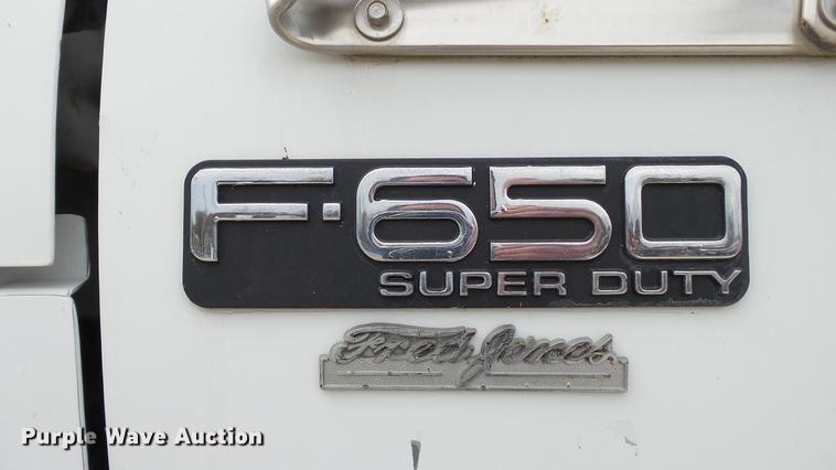 image for item DE4985 2000 Ford F650 Super Duty XL truck cab and chassis