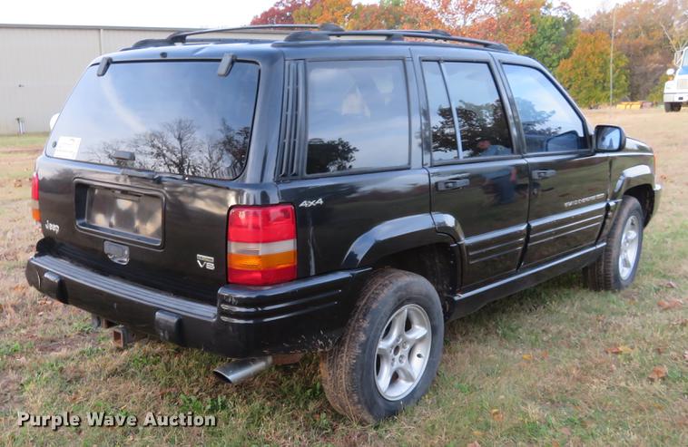 image for item DE6541 1998 Jeep Grand Cherokee SUV