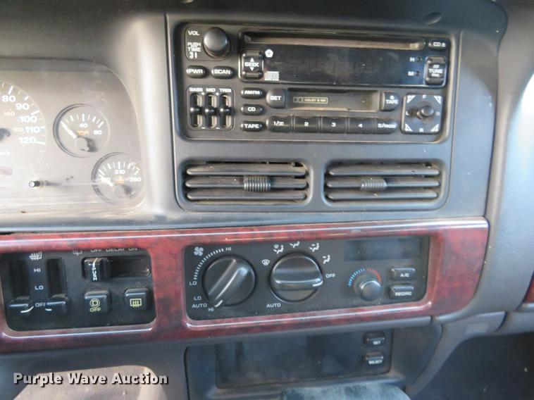 image for item DE6541 1998 Jeep Grand Cherokee SUV