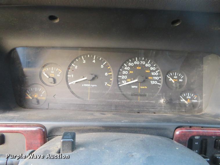 image for item DE6541 1998 Jeep Grand Cherokee SUV