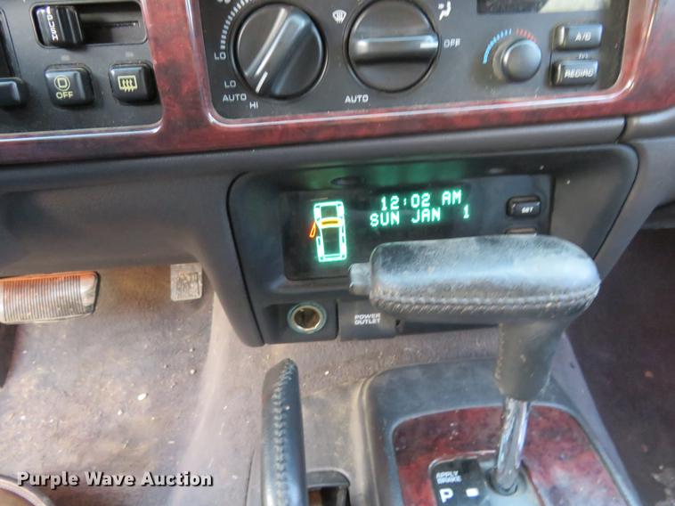image for item DE6541 1998 Jeep Grand Cherokee SUV