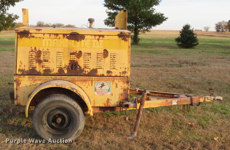 image for item DE6542 Allmand Maxi-Lite III LT56BC generator