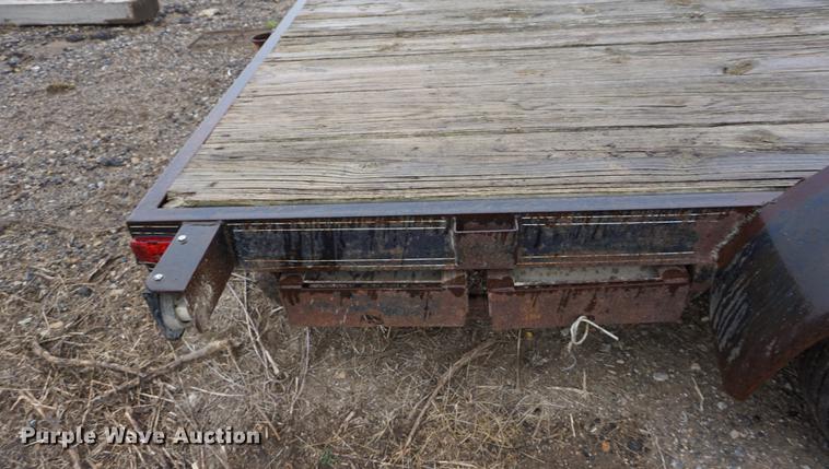 image for item DF1518 1991 FFC utility trailer
