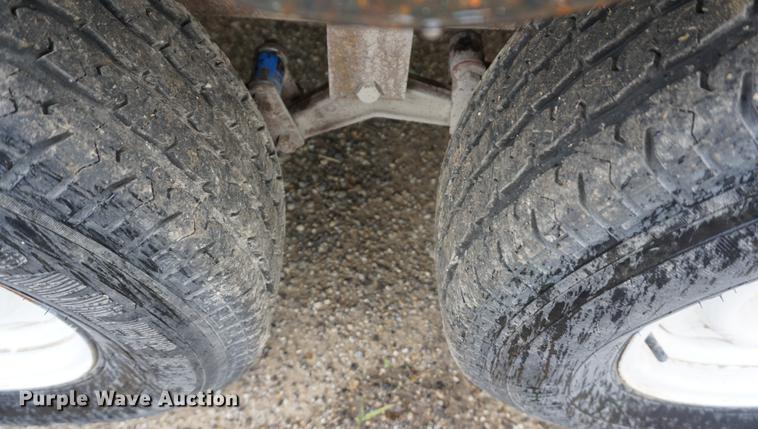 image for item DF1518 1991 FFC utility trailer