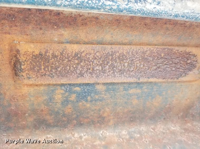 image for item DF1518 1991 FFC utility trailer