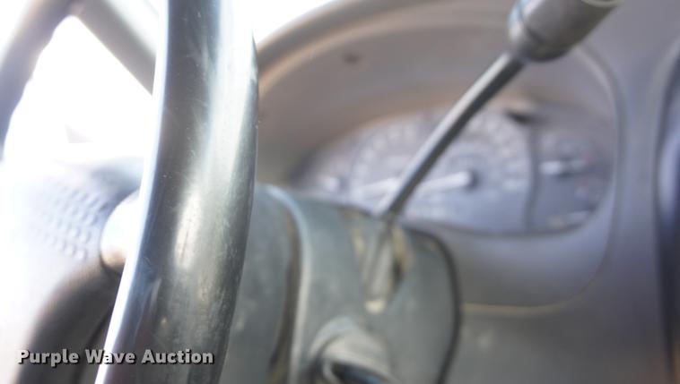 image for item DF1519 2002 Ford Ranger pickup truck