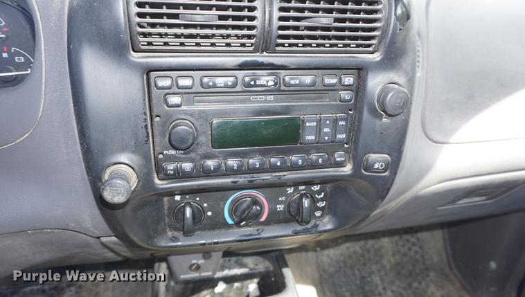 image for item DF1521 2003 Ford Ranger pickup truck