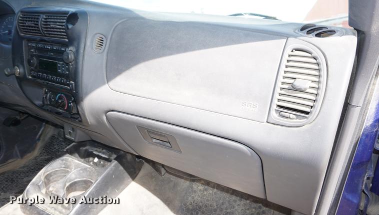 image for item DF1521 2003 Ford Ranger pickup truck