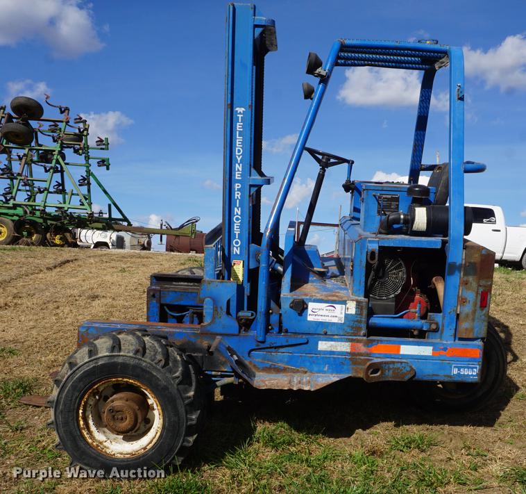 image for item DF1522 1996 Teledyne Princeton D5000 piggyback forklift