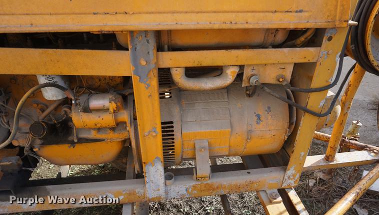 image for item DF1582 Lincoln welder