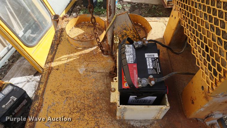 image for item DF1582 Lincoln welder