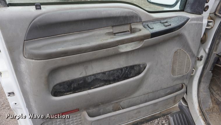 image for item DF1591 2000 Ford F250 Super Duty SuperCab pickup truck