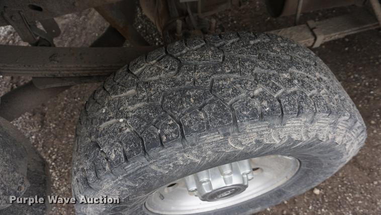 image for item DF1591 2000 Ford F250 Super Duty SuperCab pickup truck