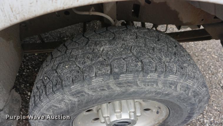 image for item DF1591 2000 Ford F250 Super Duty SuperCab pickup truck