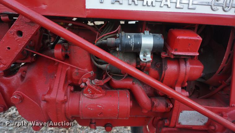 image for item DF1643 1957 Farmall Cub tractor