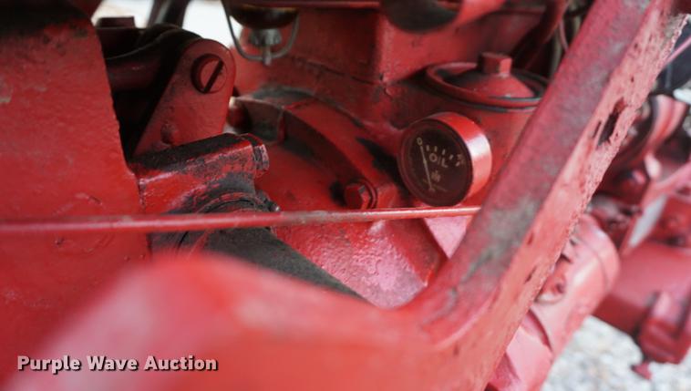 image for item DF1643 1957 Farmall Cub tractor