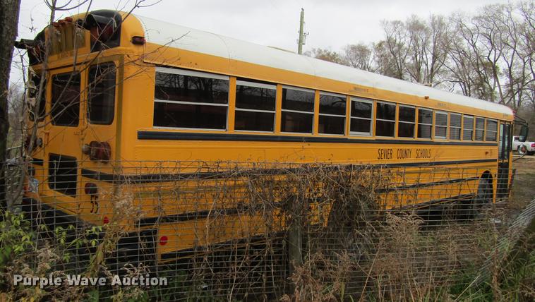 image for item DF3892 2000 International 3000 AmTran school bus