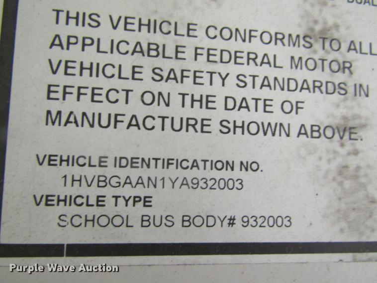 image for item DF3892 2000 International 3000 AmTran school bus