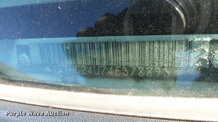 image for item DG2780 2004 GMC Sierra 2500HD pickup truck