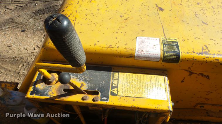 image for item DG2784 John Deere JD410 backhoe