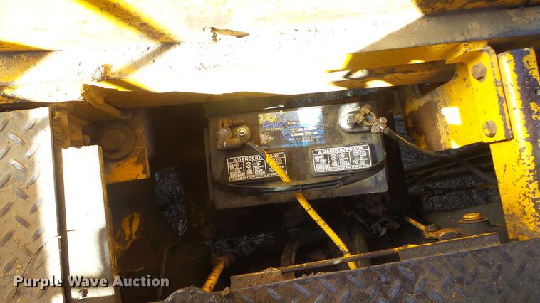 image for item DG2784 John Deere JD410 backhoe