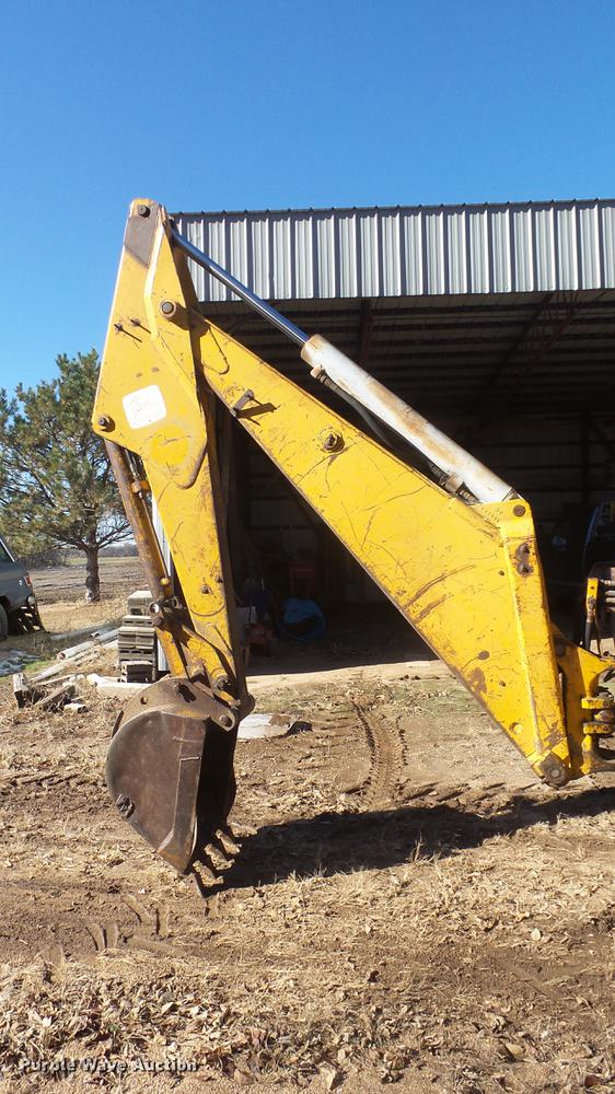 image for item DG2784 John Deere JD410 backhoe