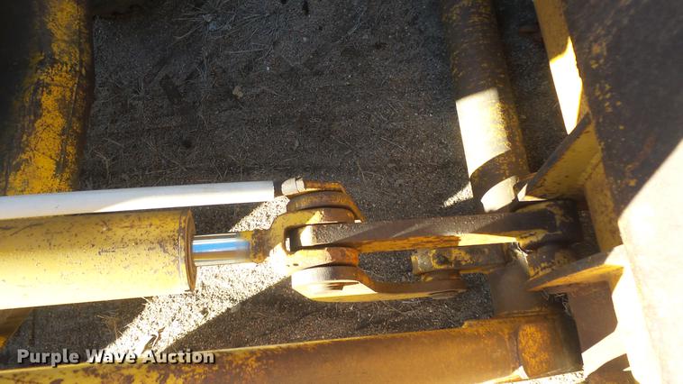 image for item DG2784 John Deere JD410 backhoe